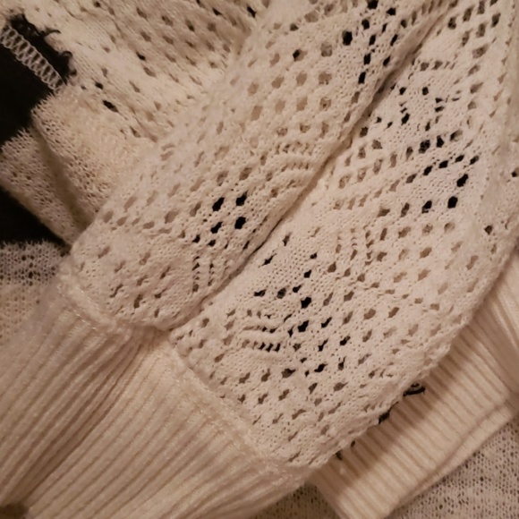 Free People v-neck sweater - Picture 3 of 5